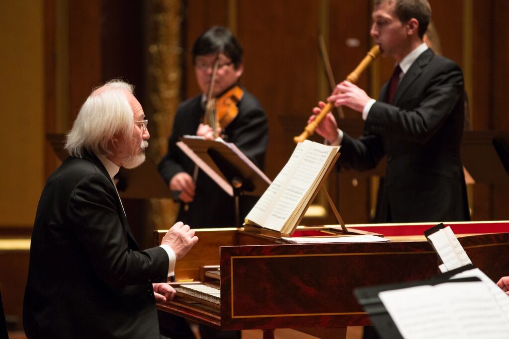 Masaaki Suzuki leads the Bach Collegium Japan from the harpsichord as Andreas Böhlen performs a Vjvaldi Recorder Concerto Sunday at Jordan Hall. Photo: Robert Torres