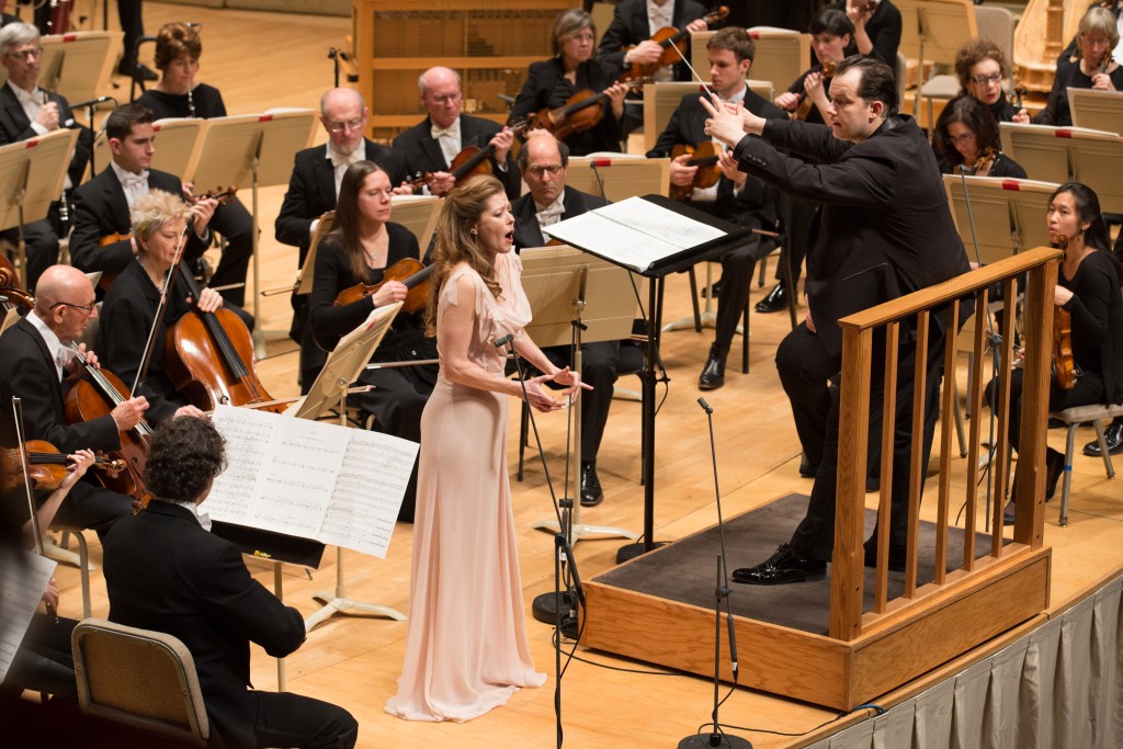 Andris Nelsons leads the BSO with soprano Barbara Hannigan in Hans Abrahamsen's "let me tell you" Thursday night at Symphony Hall. Photo: Michael Blanchard