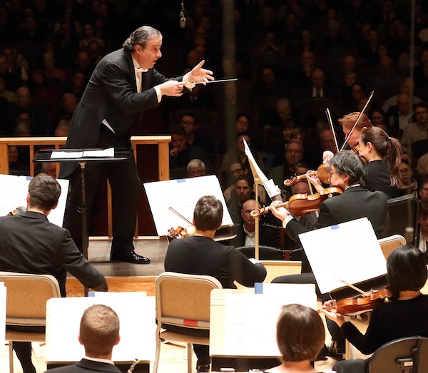 Juanjo Mena conducted the Boston Symphony Orchestra Thursday night, Photo: Hilary Scott